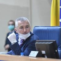 Bakir Izetbegović želi preuzeti Ustavni sud BiH: Šta se krije iza harange na Marina Vukoju
