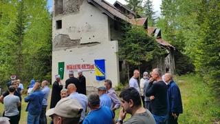 Obilježena 32. godišnjica zločina nad Bošnjacima: Poziv komšijama da otkriju lokacije sa posmrtnim ostacima žrtava