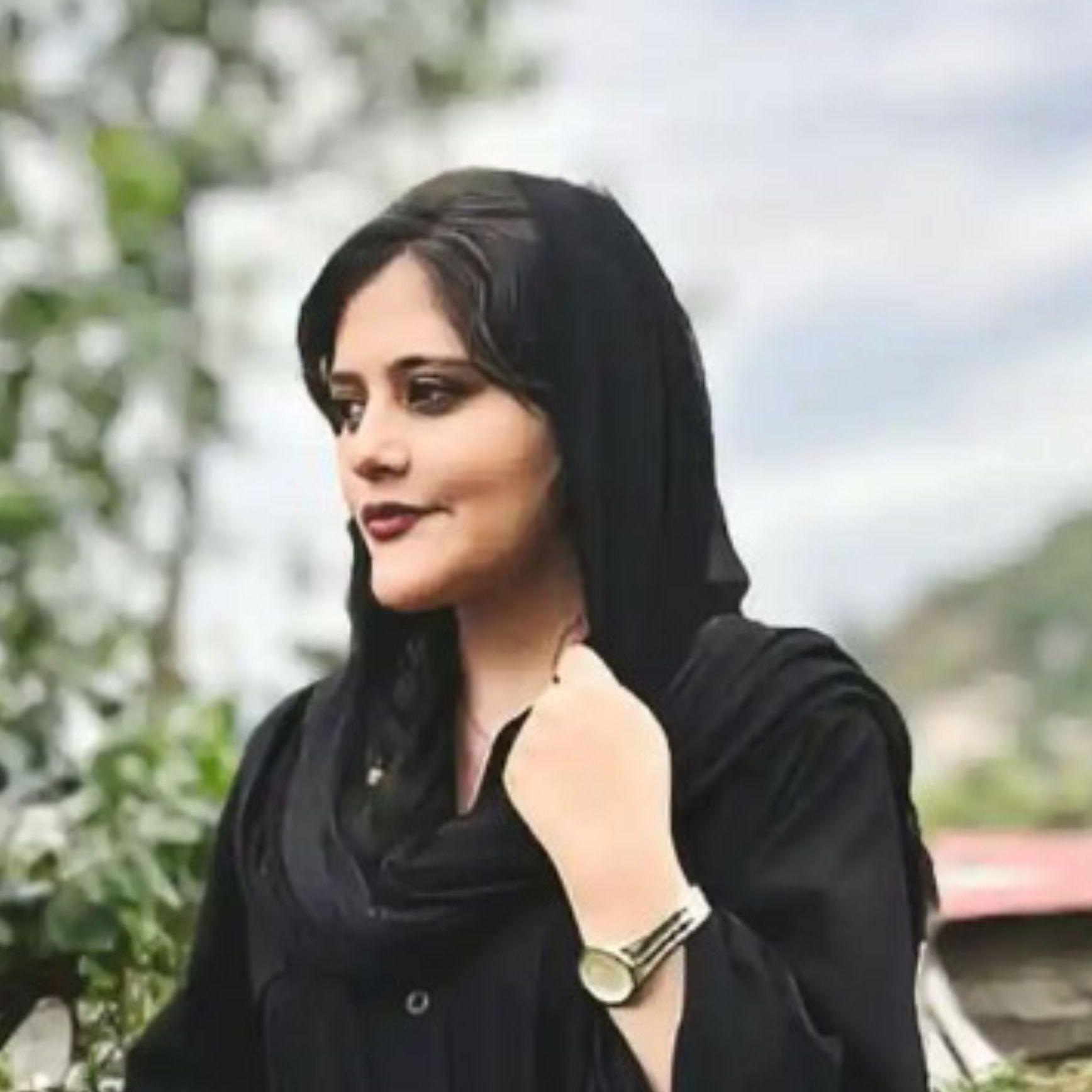 Dvije novinarke u Iranu osuđene zbog izvještavanja o Mahsi Amini