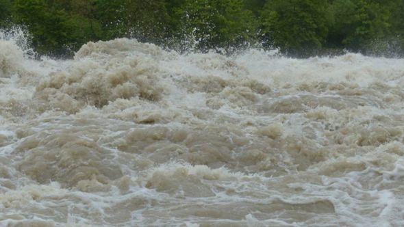 Bujične poplave  - Avaz