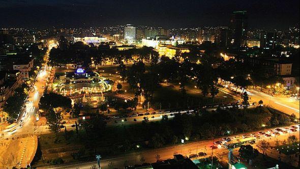 Tirana - Avaz