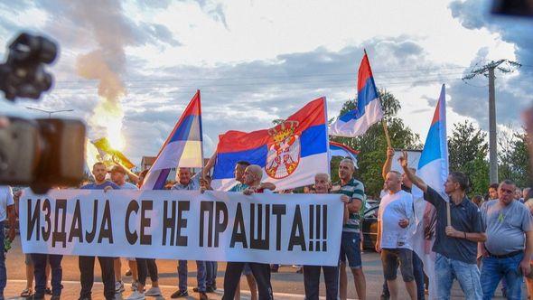 Protest u Crnoj Gori - Avaz
