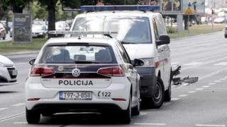 Automobilom udario dijete (14) na raskrsnici u Sarajevu: Dječak hitno prevezen u Klinički centar