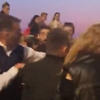 Video / Incident na protestu u Beogradu: Napadnut direktor pokreta "Kreni-promeni" Savo Manojlović