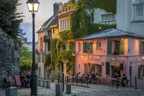 Ulice i slikovite kuće Monmartra čuvaju duh starog Pariza - Avaz