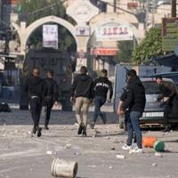 Palestinians say Israeli troops kill man in West Bank