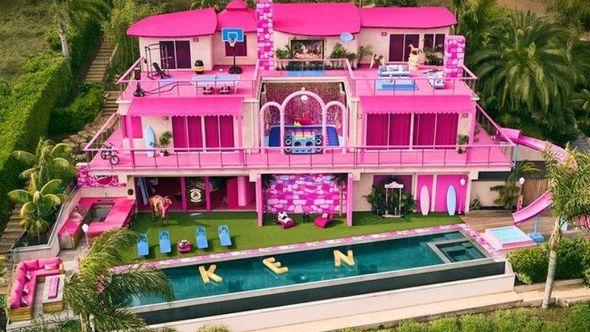 "Barbie" kuća - Avaz