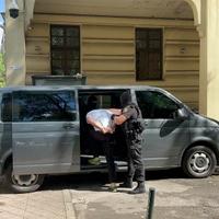 Trojica osumnjičenih koji su uhapšeni u akciji "Pub" predati u Tužilaštvo KS