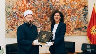 Crna Gora: Ministarstvo opredijelilo 21 hiljadu eura za zaštitu i izradu kopije Kura'na Husein paše Boljanića