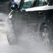 Vozači oprez: Upozoravamo na mokar kolovoz i smanjenu vidljivost zbog magle