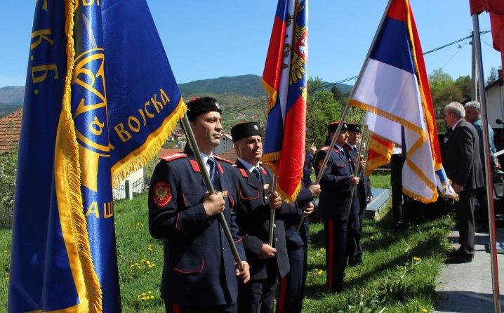 Reakcije na postavljanje krsta u Višegradu: Balkanska kozačka vojska prijeti miru na Balkanu