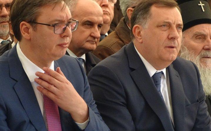 Završen sastanak, Vučić odmah otišao, Dodik govorio o temama