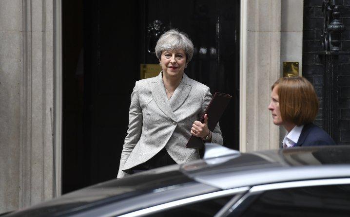 Održan tajni sastanak | Kakve planove Britanci kuju iza leđa svoje premijerke