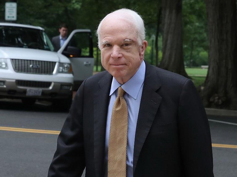 McCain: Putin treba da plati za napad na američku demokratiju