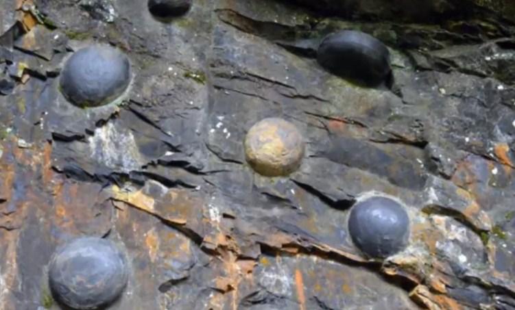 Misteriozna stijena koja svakih 30 godina “snese jaje”
