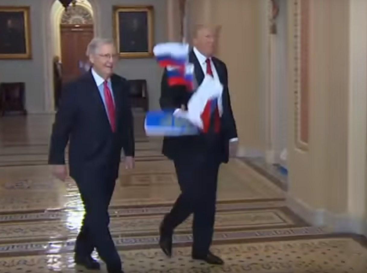 Skandal u SAD, Trampa gađali ruskim zastavama