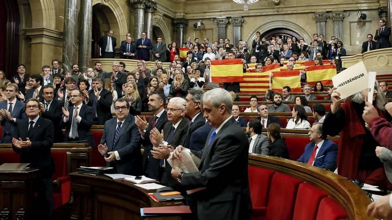 Parlament Katalonije proglasio nezavisnost