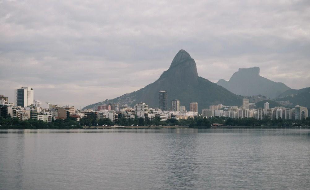 Potonuo brod kod Brazila, pet osoba nestalo