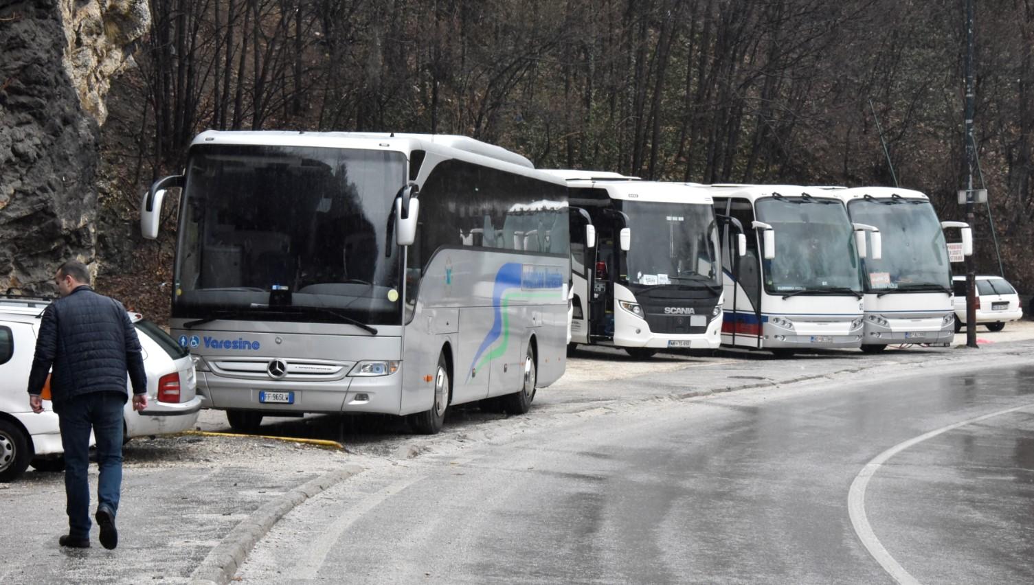 Nedostaje poseban parking: Turistički autobusi blokiraju centar Sarajeva i glavni ulaz u grad