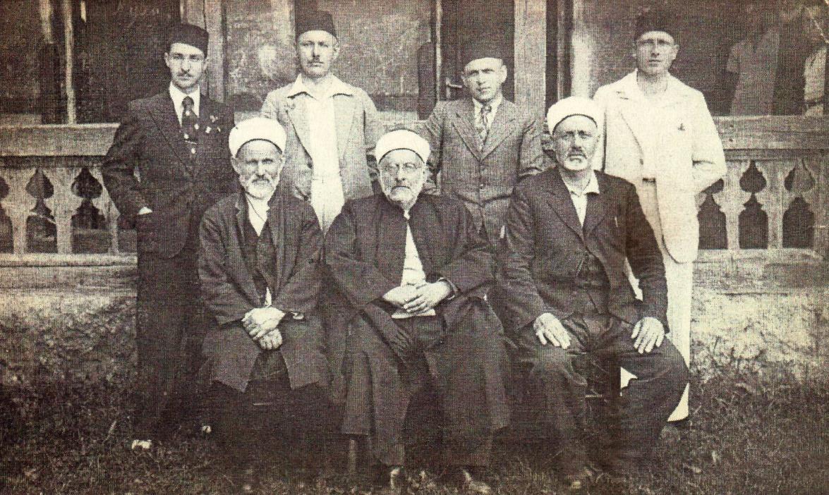 Nastavno osoblje 1935. godine - Avaz
