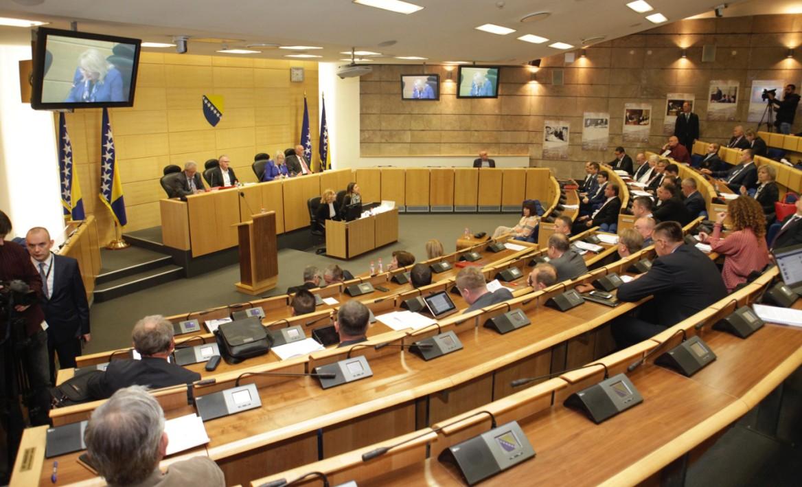 Na vanrednoj sjednici SDP-a i DF-a u Parlamentu FBiH razmatrat će se zakon o izbornim jedinicama