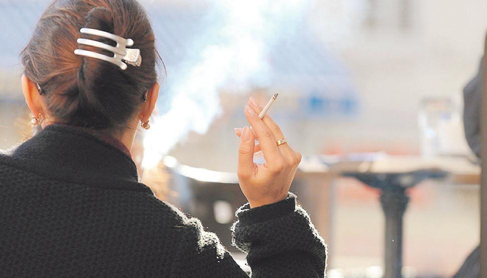 Ugostitelji protiv potpune zabrane pušenja na javnim mjestima: "Ovo je najrigorozniji zakon na svijetu!"