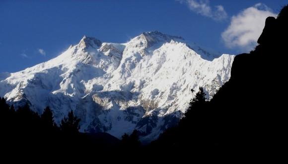 Dvoje planinara se zaglavilo na Himalajama: Drama na nadmorskoj visini od 7.000 metara!