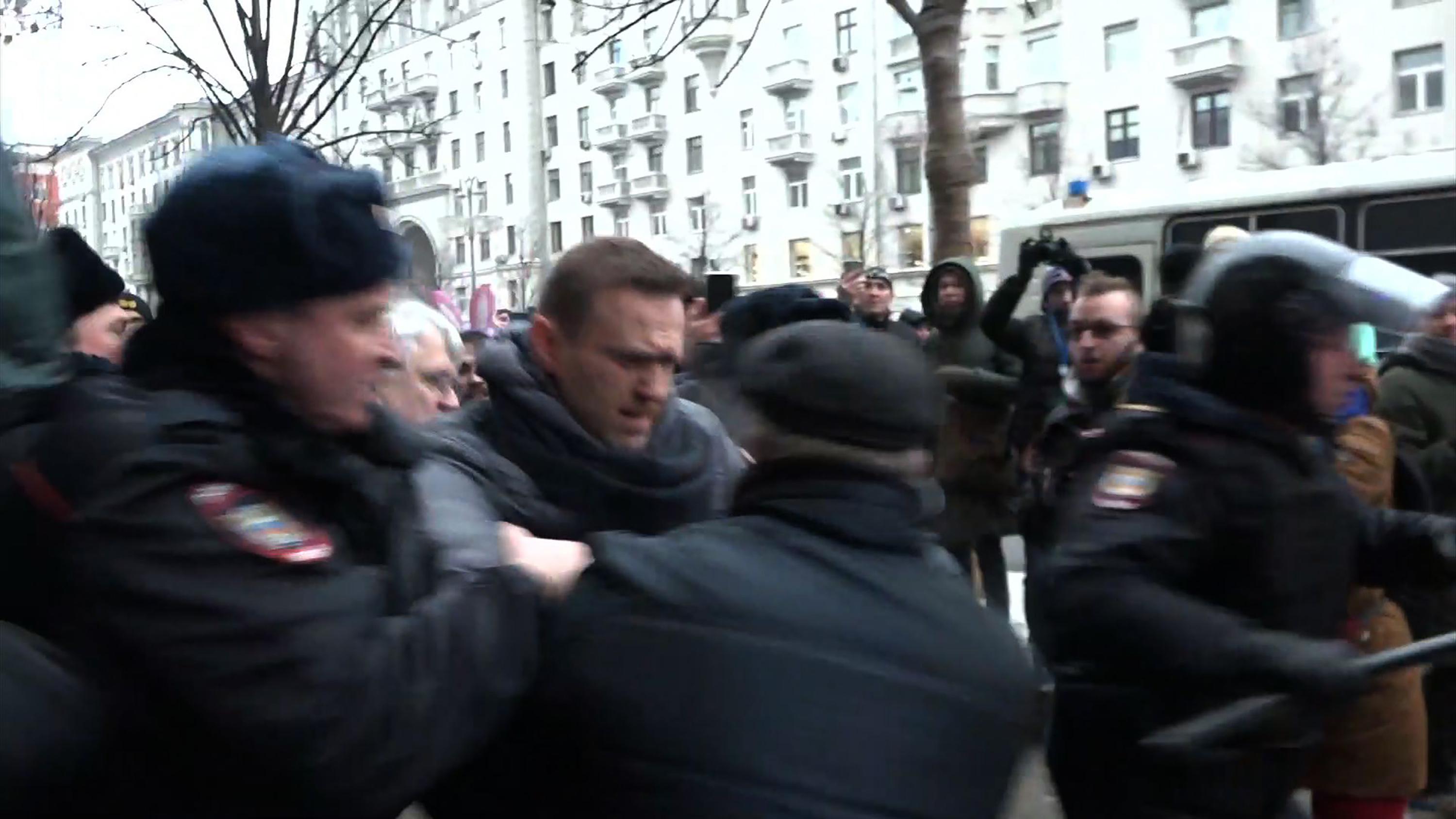 Na protestima u Moskvi uhapšen ruski opozicioni lider Navaljni
