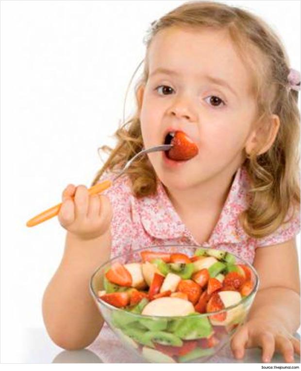 Zdravo dijete: Pileća supa i voće tjeraju prehladu
