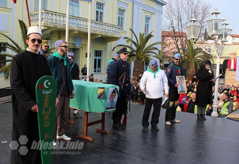 Neprimjerene šale na Maškarama u Čapljini: Slavili Praljka i šestorku „Herceg Bosne“, optuženu za ratne zločine