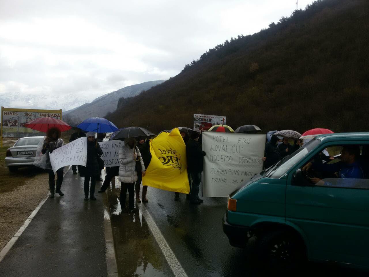 Radnici "Ere" održali kratak protest: Novaliću, hoćemo doprinose i pravo na život