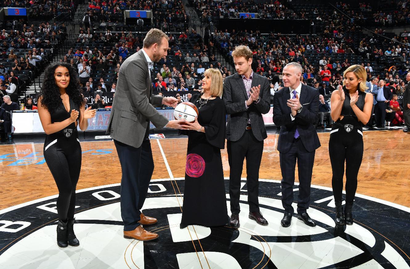 Bruklin Netsi odali počast košarkaškom Mocartu, Draženu Petroviću