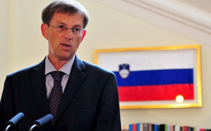 Slovenski premijer želi tužiti Hrvatsku
