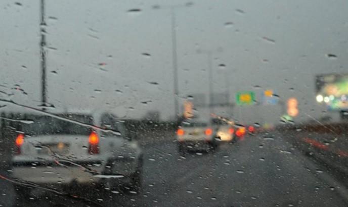 Vozači oprez: Saobraćaj se odvija po mjestimično zaleđenim i klizavim kolovozima