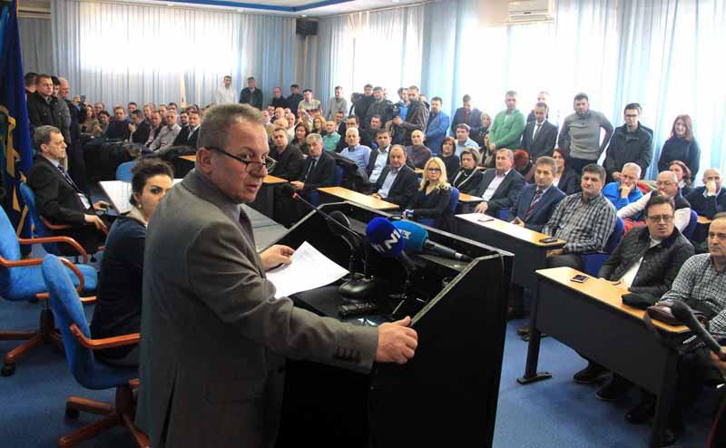 SDA nestaje u TK, poslije Banovića u Pokret demokratske akcije prelaze i općinski odbori u Sapni i Kladnju