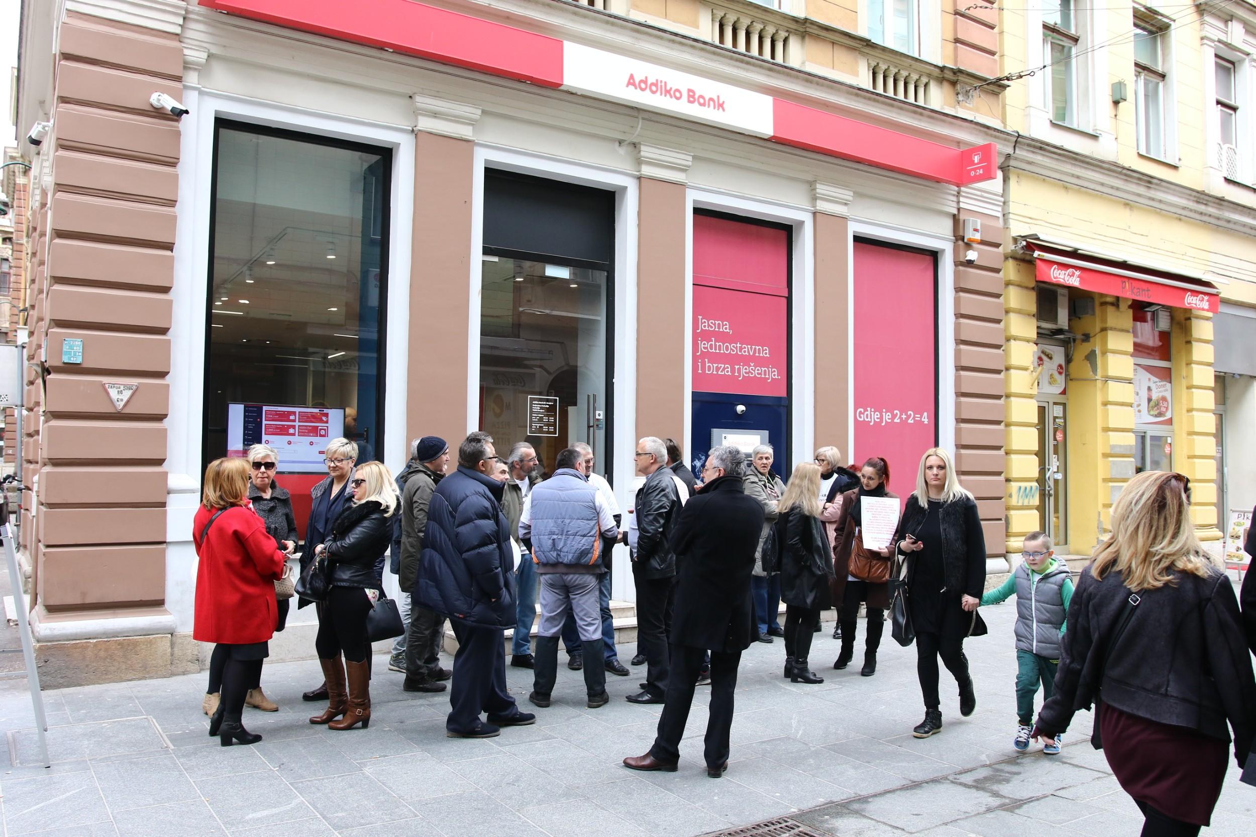 "Švicarci" opet blokirali poslovnice Addiko banke: Nesposobna Vlada ništa nije uradila za nas