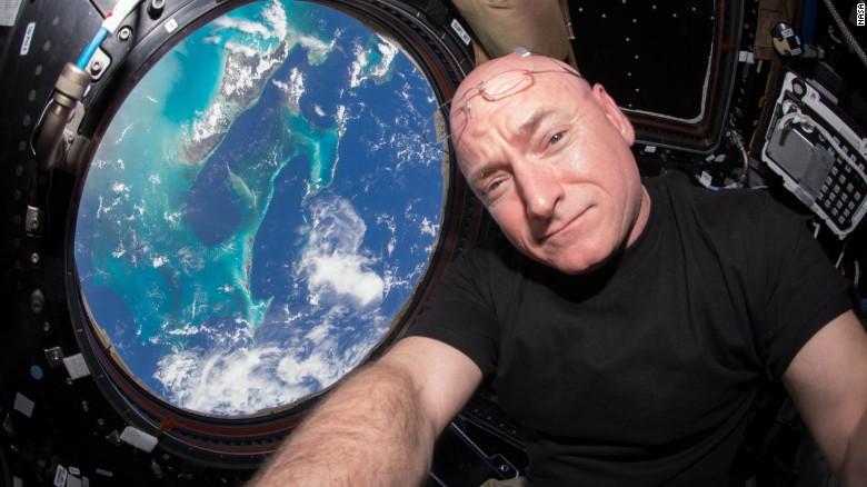 Astronautu nakon godinu dana u svemiru izmijenjen DNK