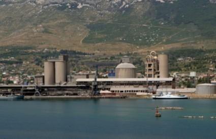 Hrvatska: Muškarac poginuo na radu u fabrici cementa