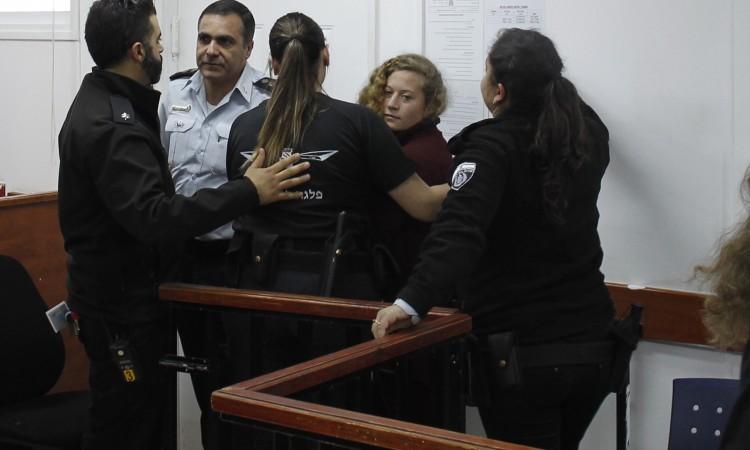 Osam mjeseci zatvora za tinejdžerku koja je šamarala izraelskog vojnika