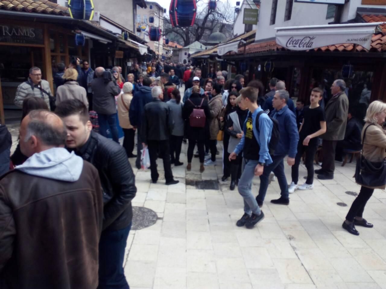 Sarajlije i gosti uživali u Danu grada: Radost života se vratila u Sarajevo