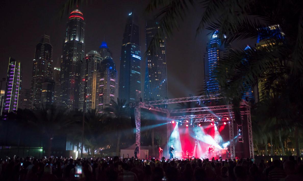 Spektakularni koncert: Dino Merlin oduševio sve u Dubaiju