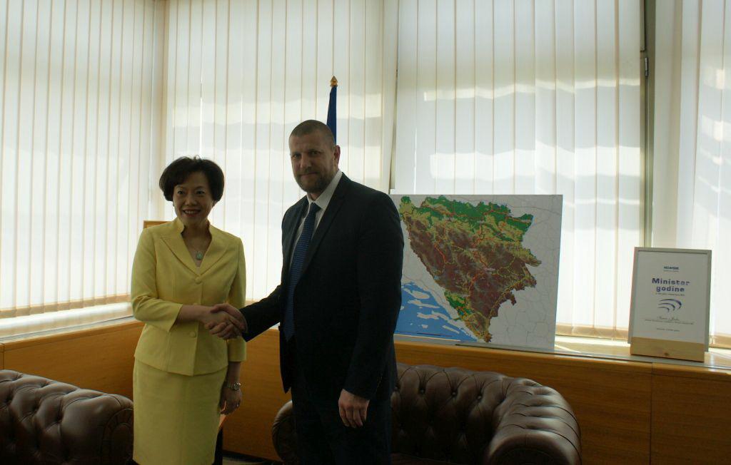 Ministar Jusko s ambasadoricom Bo: Uspostaviti avionsku liniju Sarajevo – Peking