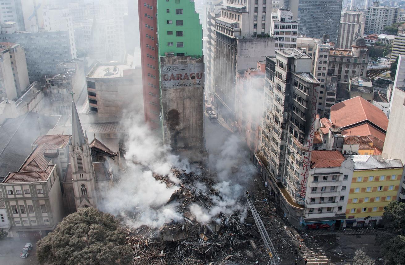U urušavanju nebodera u Sao Paulu nestalo 49 ljudi