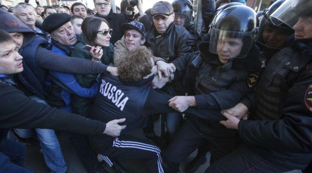 Evropska komisija zahtijeva da Moskva oslobodi demonstrante