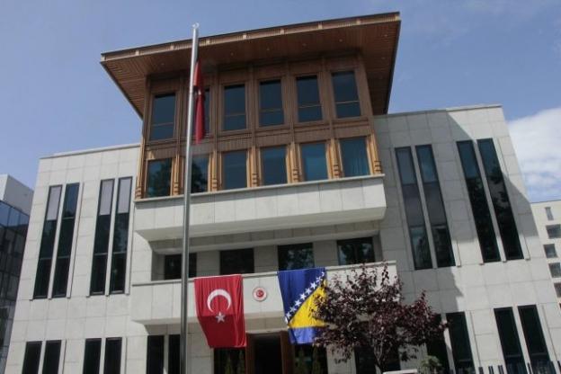 Iz Ambasade Turske tvrde da su Selmiru Mašetoviću dopušteni telefonski razgovori s porodicom i posjete