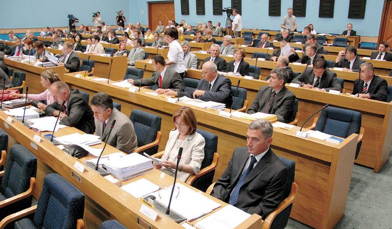 Parlament RS o zakonu o zaštiti žrtava ratne torture