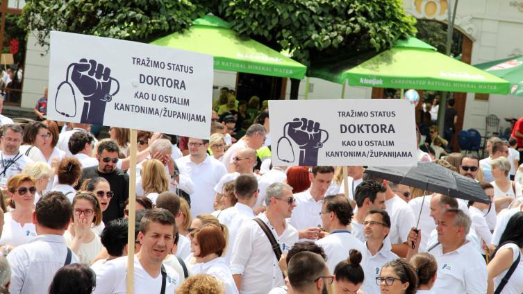 Ljekari u Tuzlanskom kantonu okončali generalni štrajk