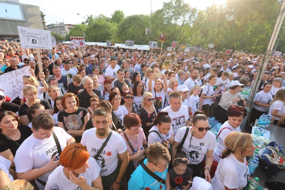 Na hiljade ljudi u Banja Luci na protestima zbog ubistva Davida Dragičevića