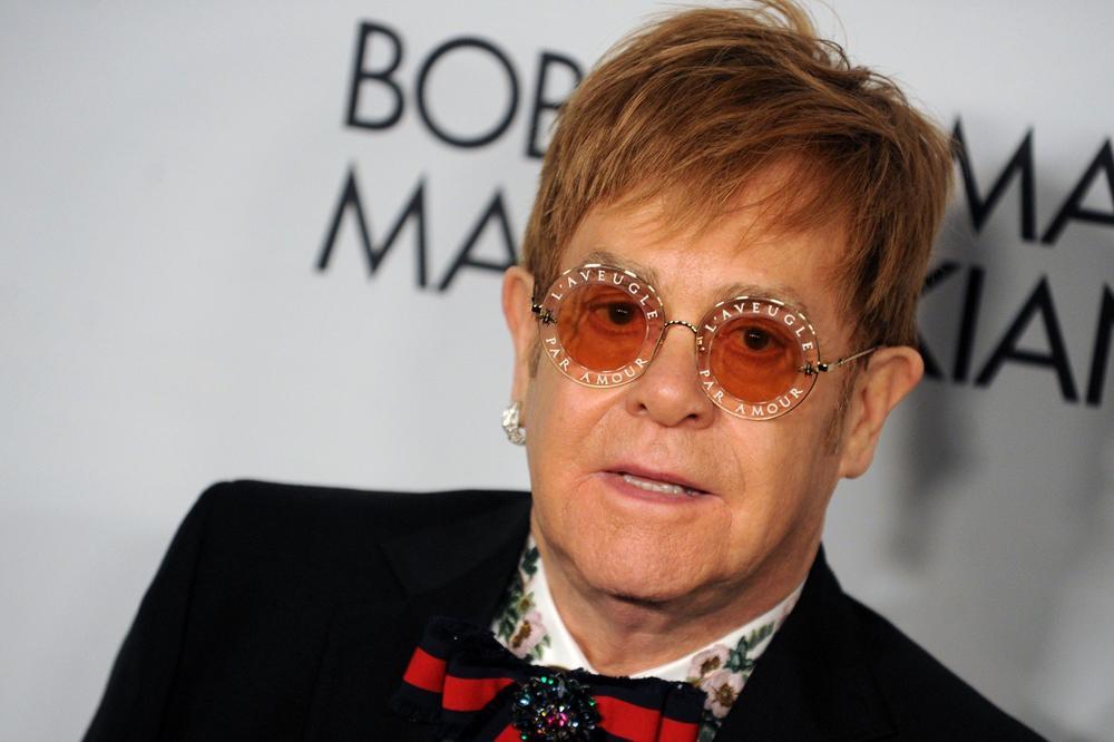 Elton Džon kritizirao političare zbog diskriminacije LGBT populacije: Da nema sektaštva, ova bolest bi mogla biti iskorijenjena