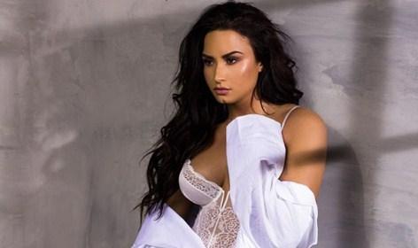 Poslušajte 911 poziv iz doma Demi Lovato nakon što je pronađena predozirana